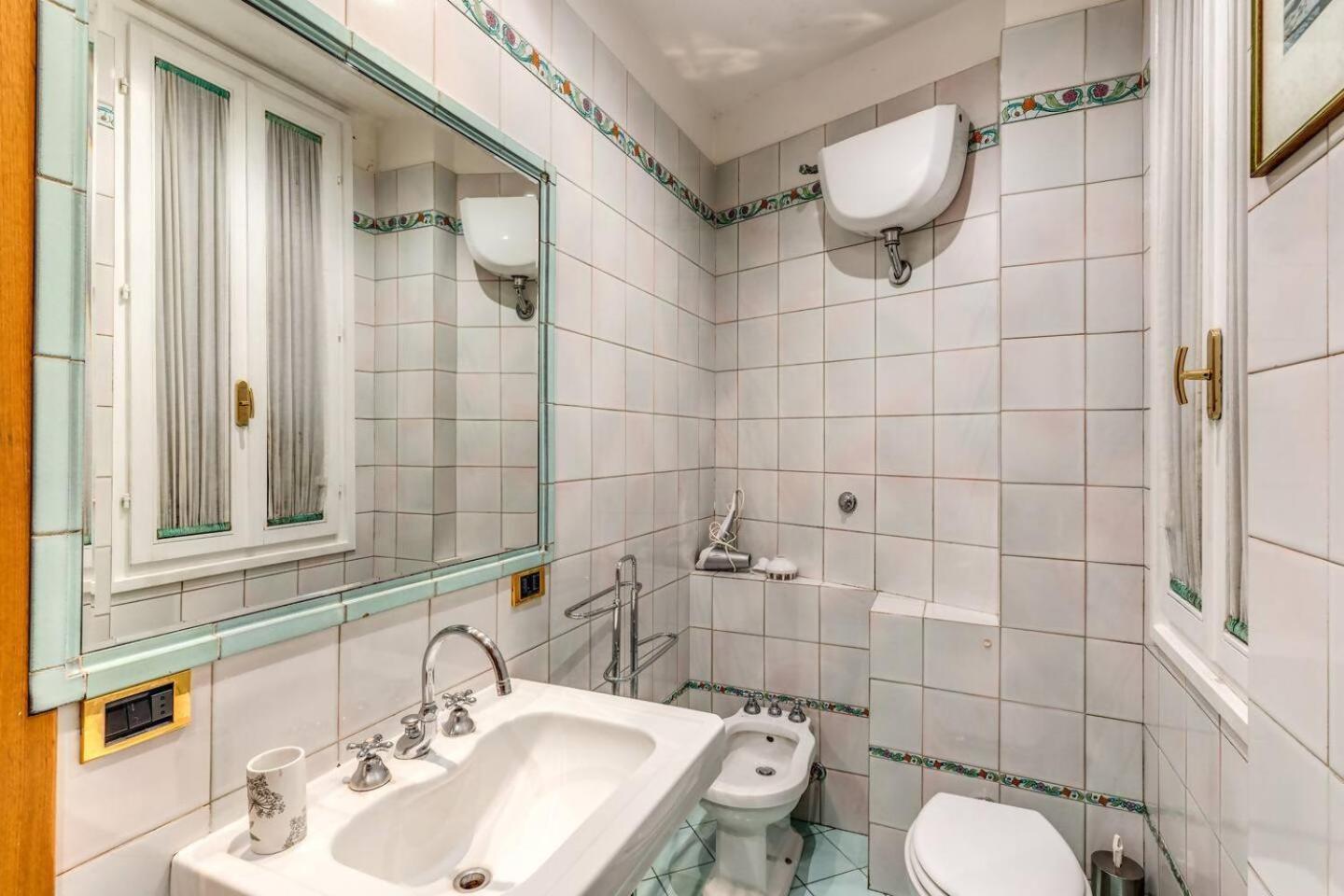 Cozy Flat In Trevi Fountain Apartman Róma Kültér fotó