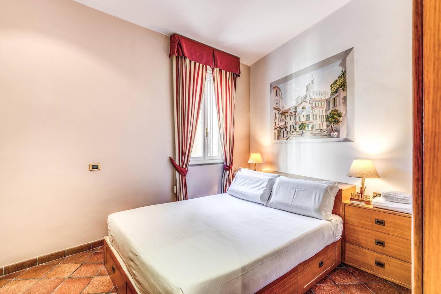 Cozy Flat In Trevi Fountain Apartman Róma Kültér fotó